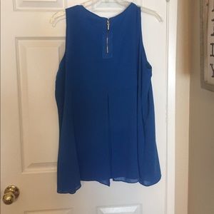 Blue tunic top