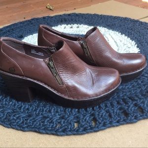 BORN Brown Clogs