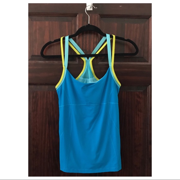 ALO Yoga Tops - ALO Yoga Strappy Workout Tank Built-In Bra, Blue