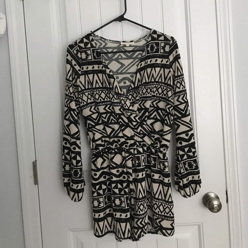 Long-sleeve Patterned Romper