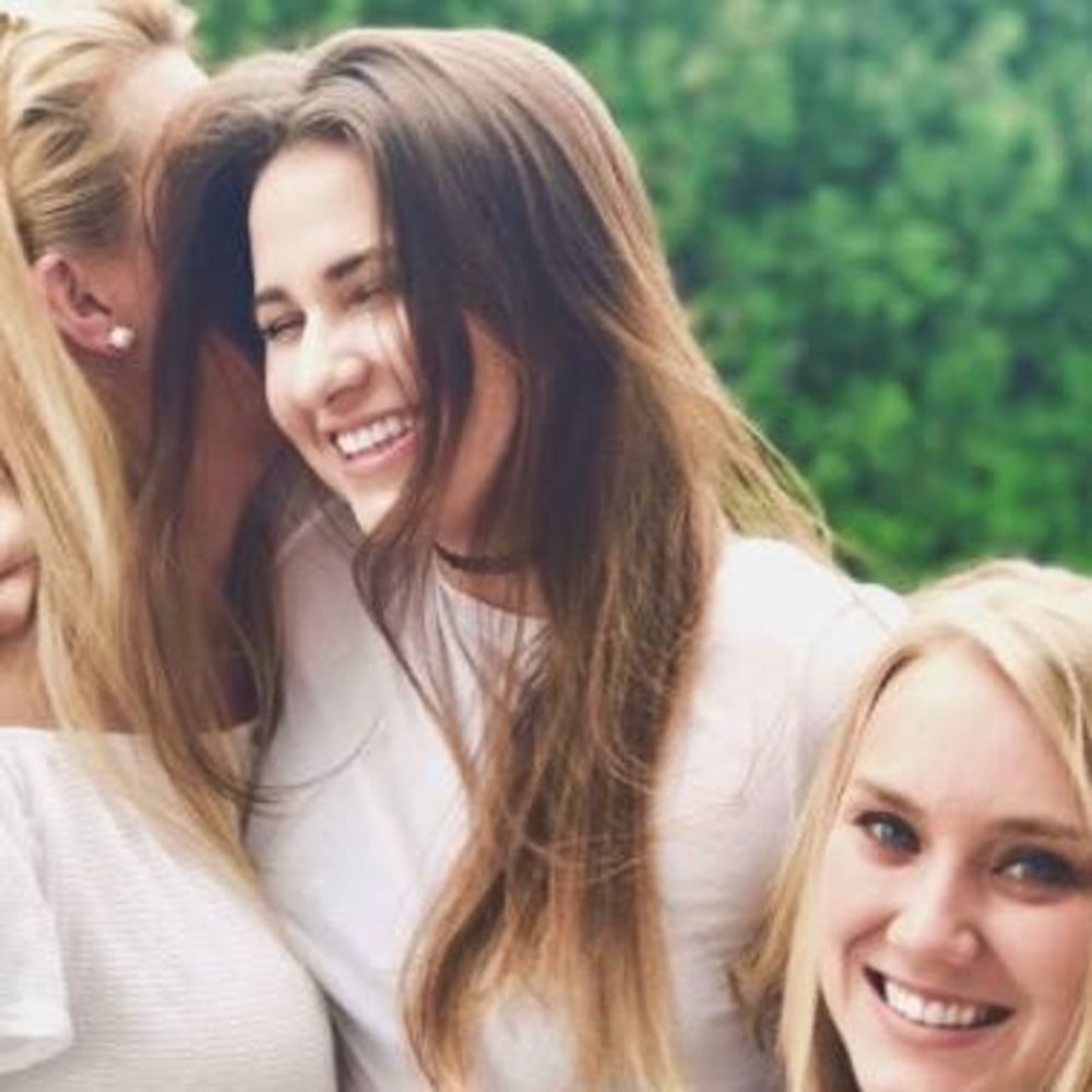 Meet your Posher, Lauren