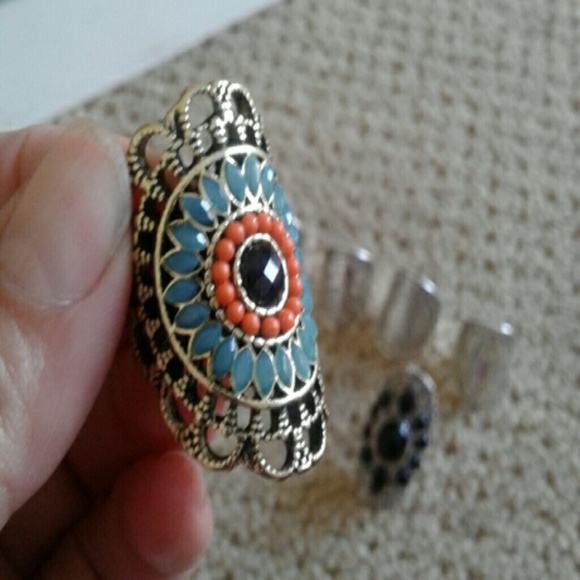 Boho Chic Tribal Ring - Picture 3 of 4