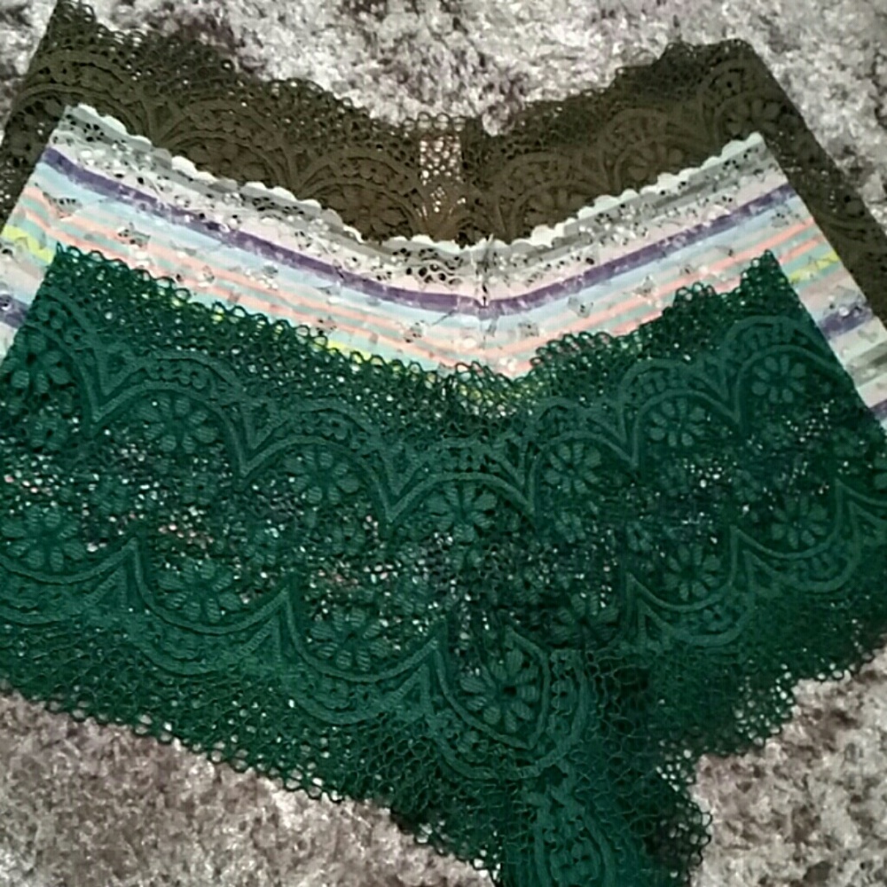 ⚡SALE⚡ NWT Victoria's Secret 3pk Crochet Panties