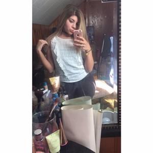 Meet your Posher, Amber