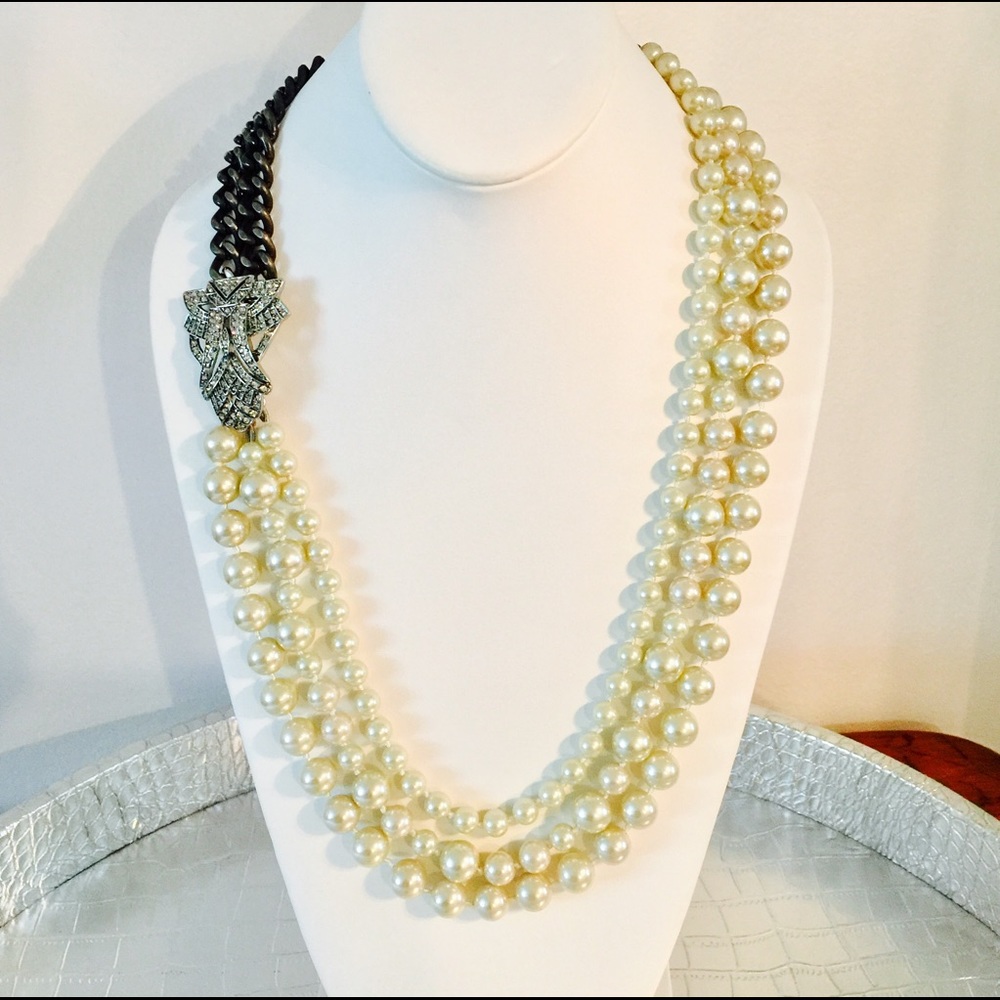 Stella & Dot NWOT Daisy Pearl Necklace