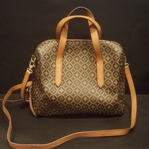 Like new, perfect condition Fossil handbag