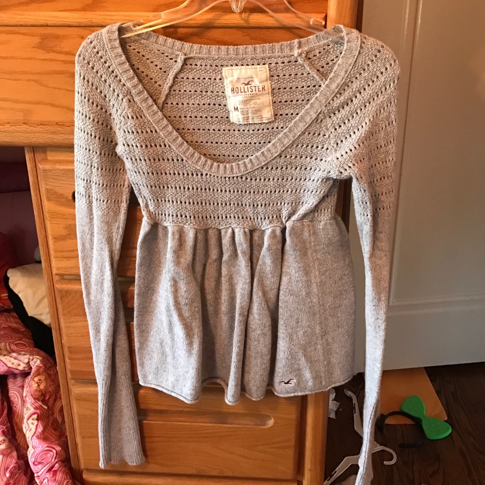Hollister grey sweater