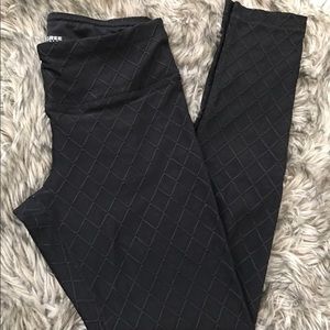 Black waffle athletic legging
