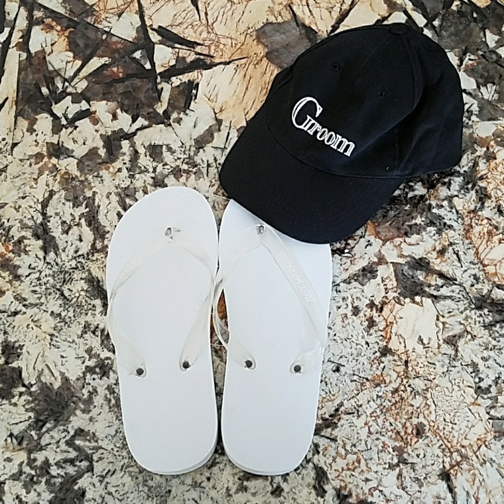Bundle: Bride and groom Honeymoon accessories
