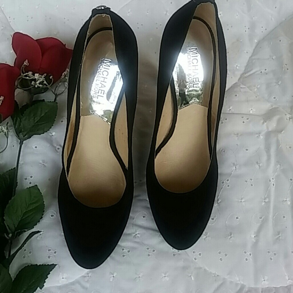 Michael Kors black suede heels party stiletto 8.5M