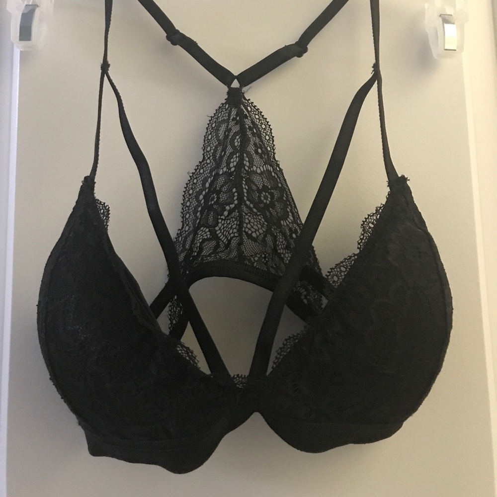 Black lace bra