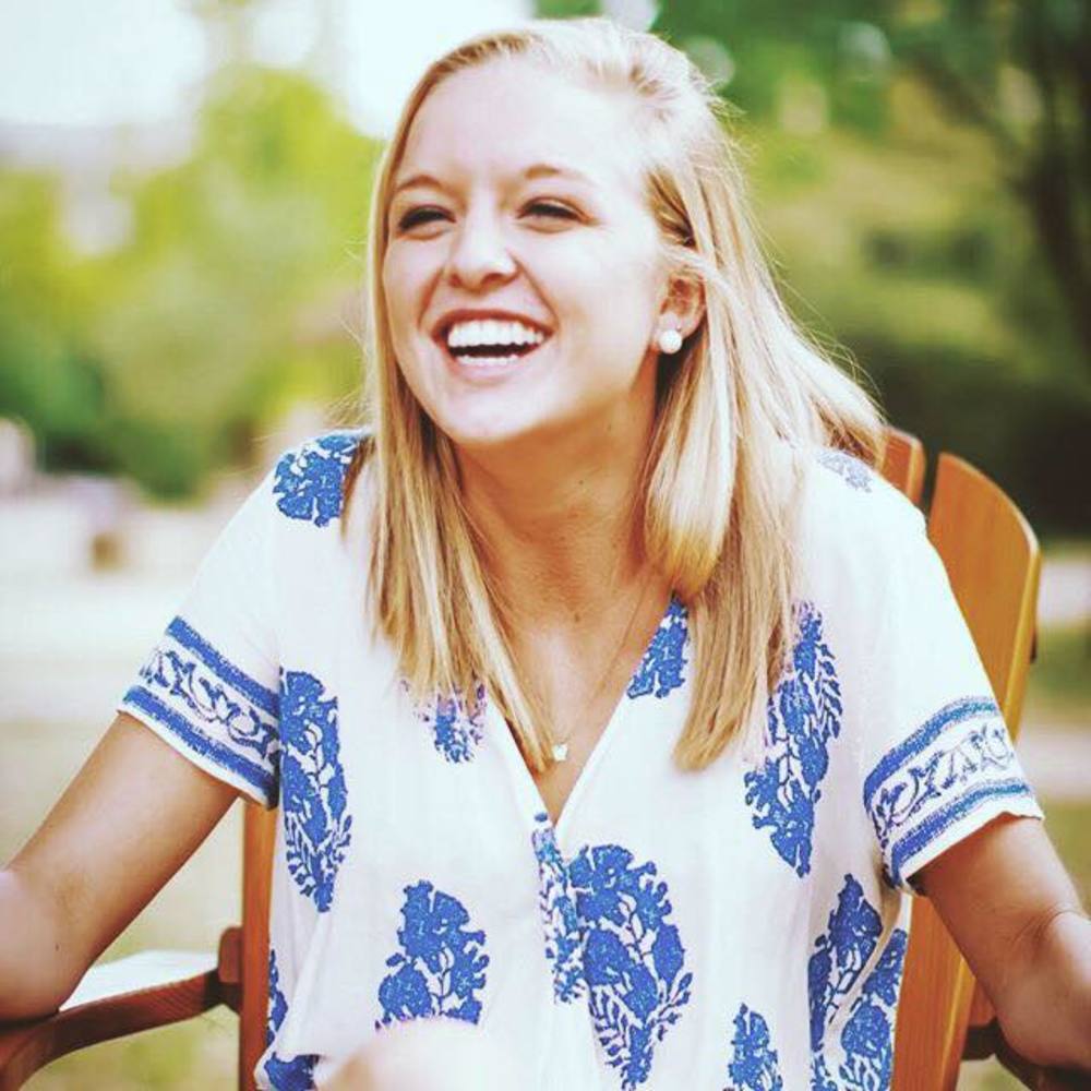 Meet your Posher, Abby