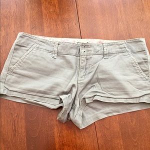 🐌Khaki Shorts🐌