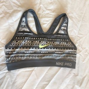 NIKE grey sports bra NWOT