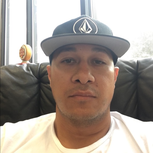 Meet your Posher, Rodolfo - Picture 1 of 1