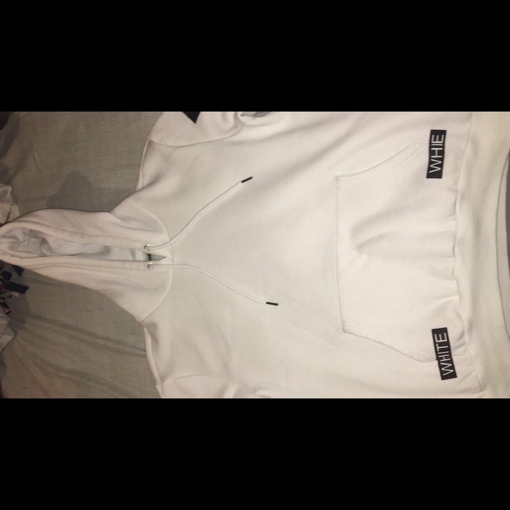 Off white hoodie size Large - Picture 2 of 5