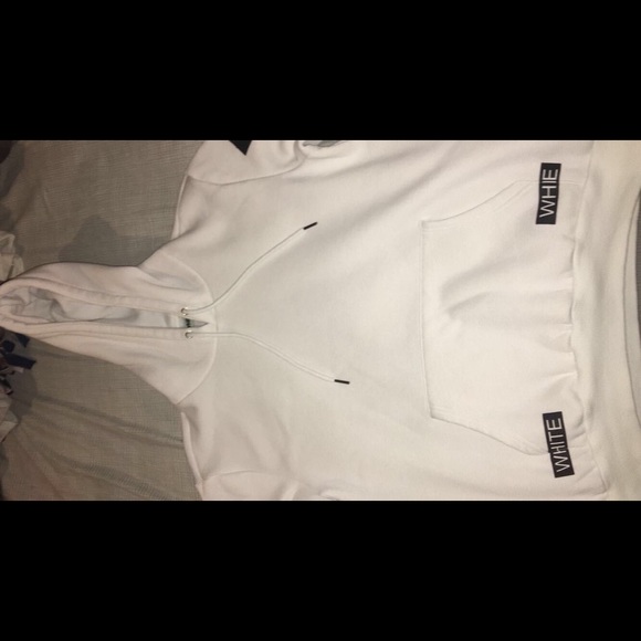 Off white hoodie size Large - Picture 2 of 5