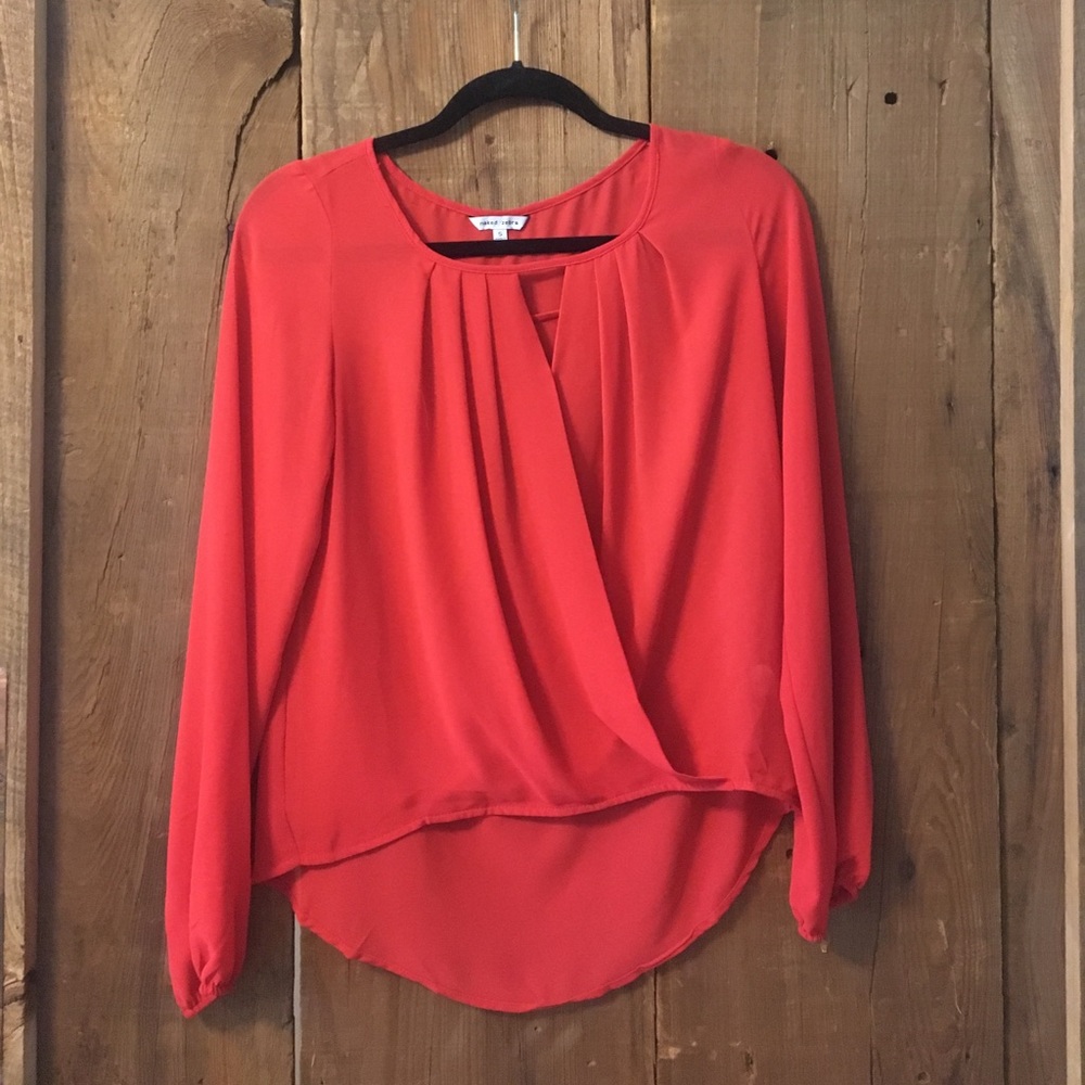 red blouse!