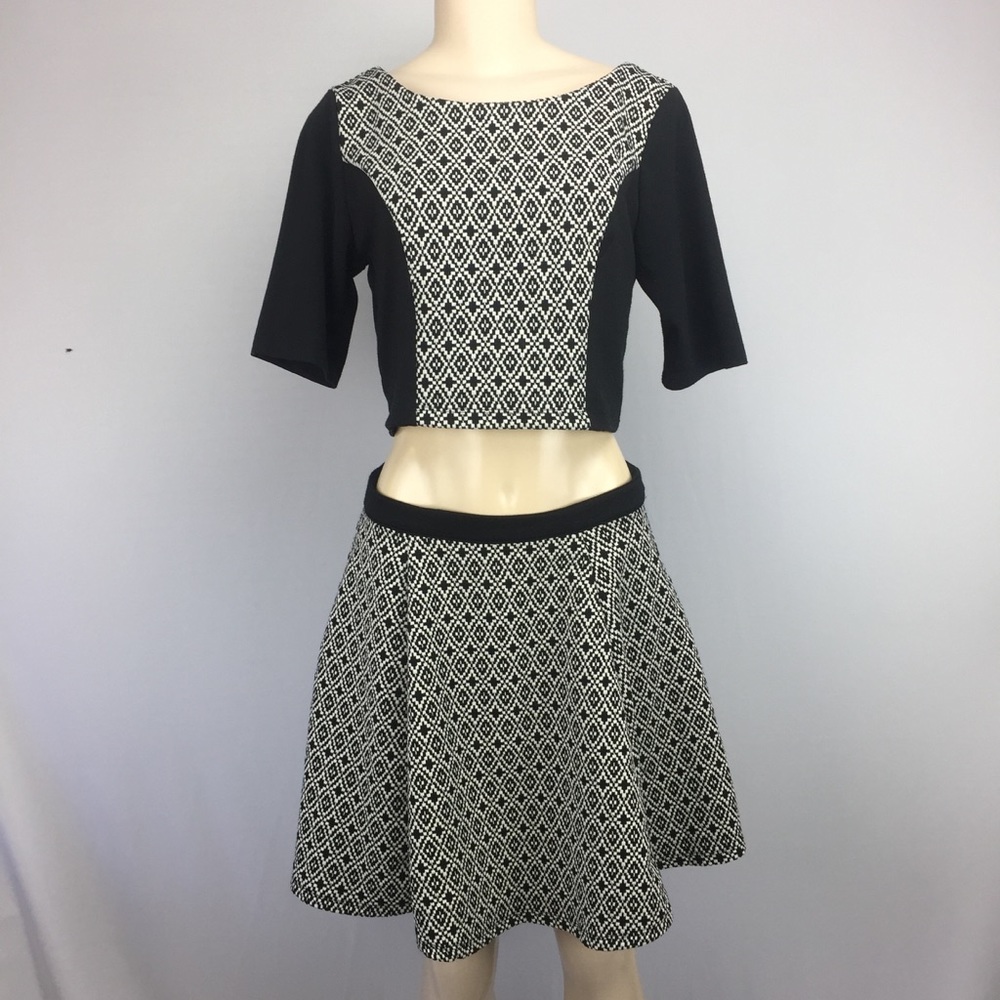 My Michelle 2 piece Skirt and Crop Top