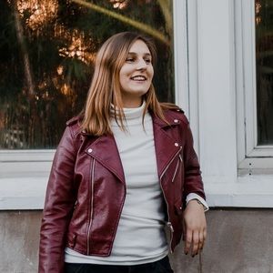 Meet your Posher, Briana