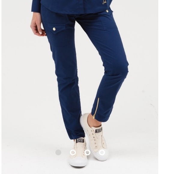 skinny cargo scrub pants