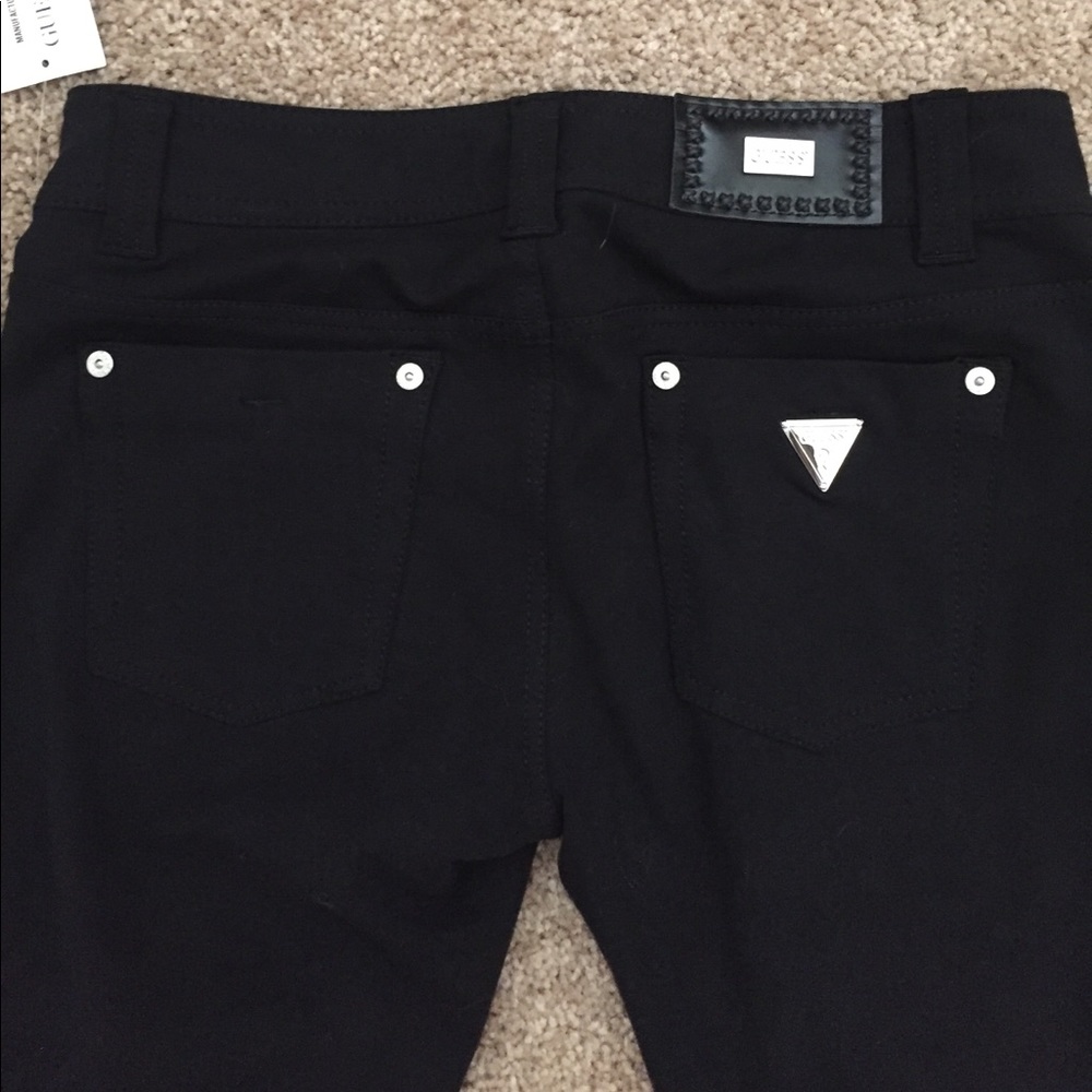 Guess - Picture 3 of 3