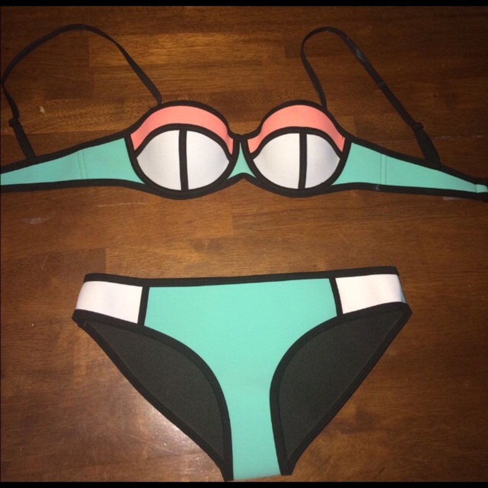 Small Triangl Bikini