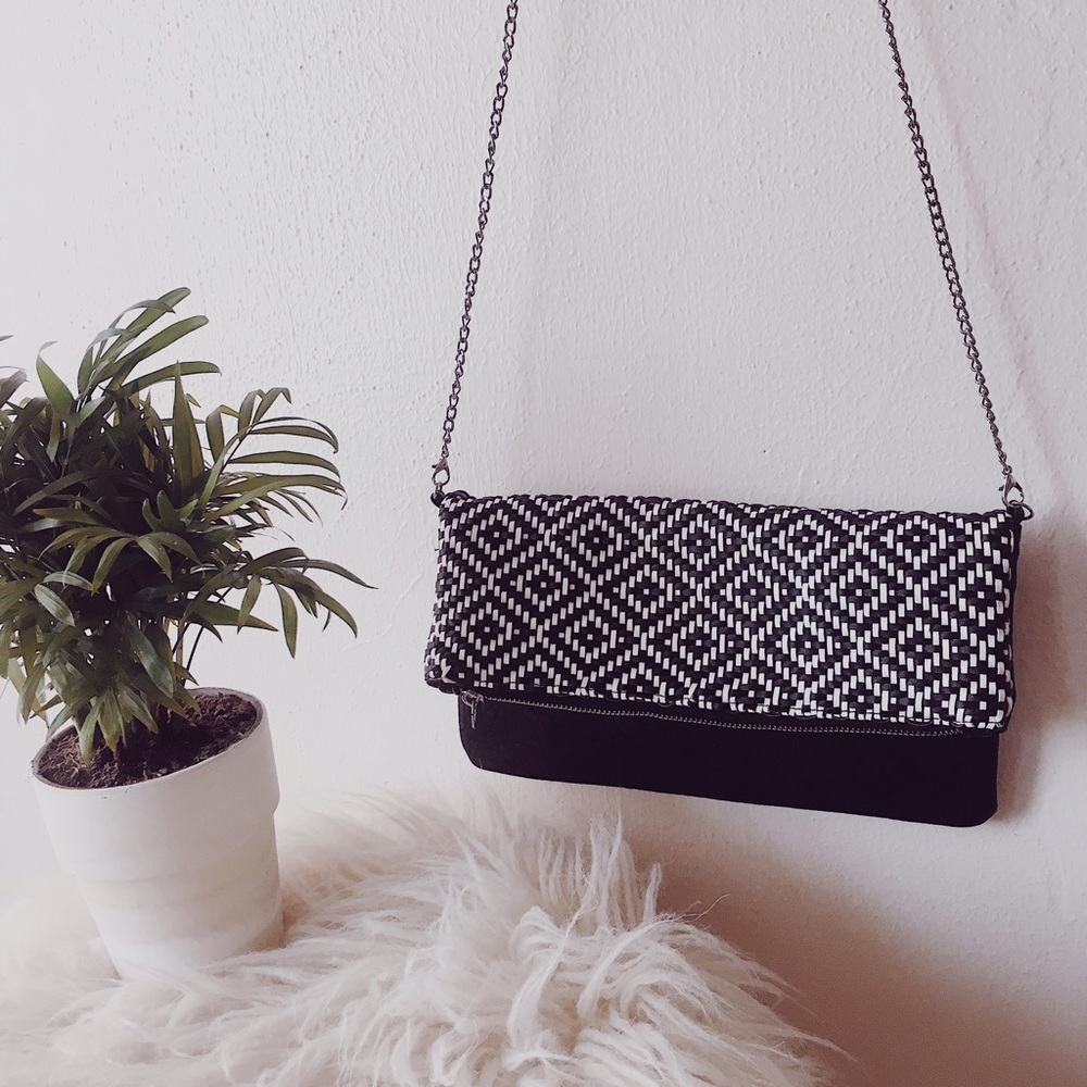 Nasty Gal Crossbody Clutch