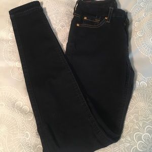 MUST SELL TODAY!! 7 for all mankind skinny jeans