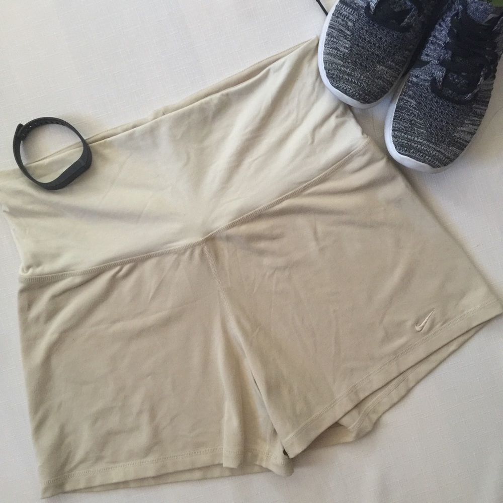 Nike dri-fit tan shorts
