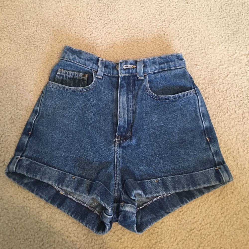 American Apparel Highwaisted denim short