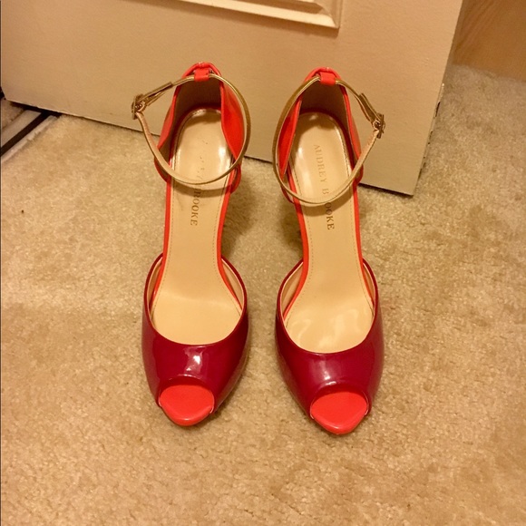 Audrey Brooke Colorful Heels Sz 8 1/2 - Picture 1 of 3