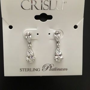 New never worn Crislu pear shaped earrings