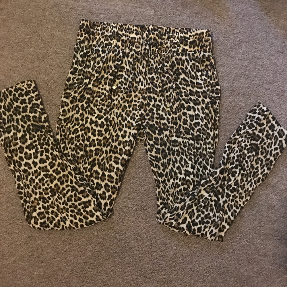 Ali & Kris Loose Fitting Cheetah Print Joggers