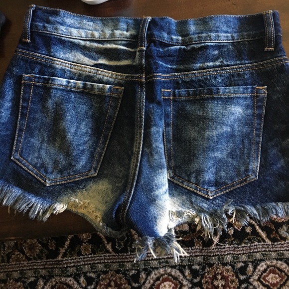 PacSun Slouchy Short - Picture 2 of 3