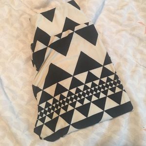 OS Geometric Lularoe Leggings