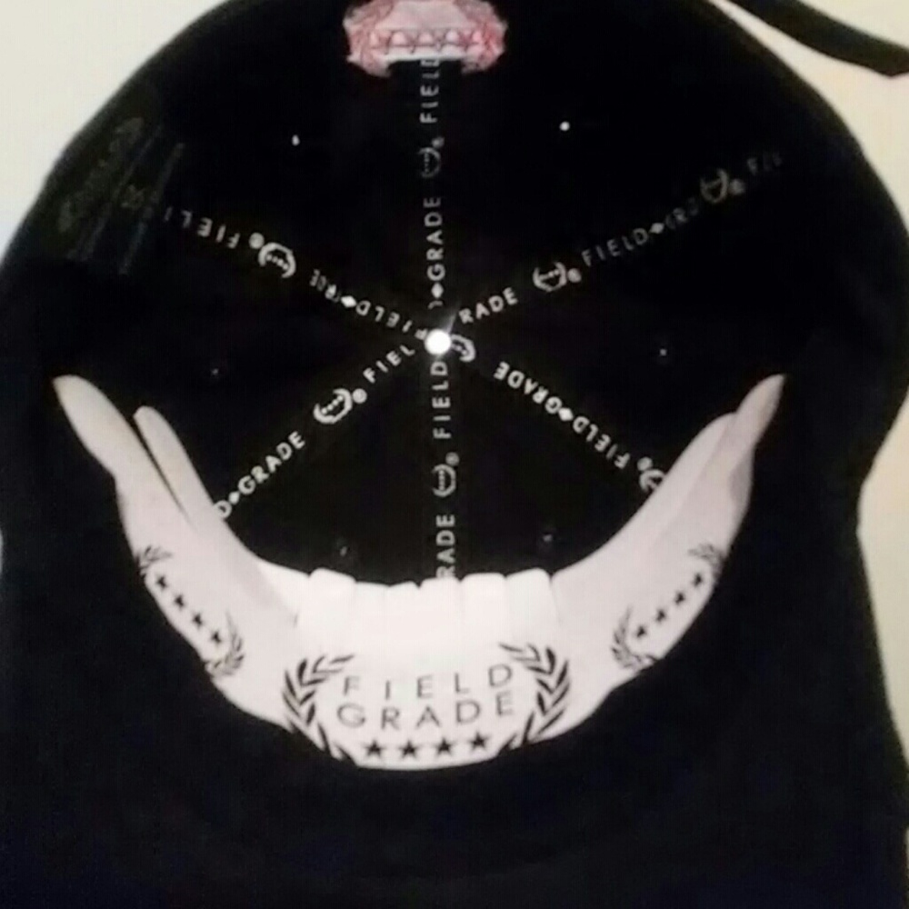 Snapback hat - Picture 4 of 4