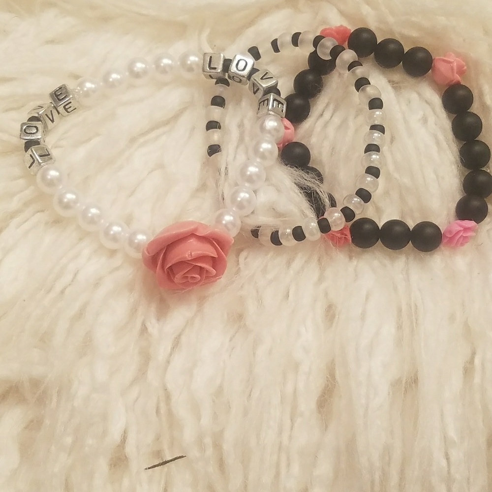Stretchable bracelet set