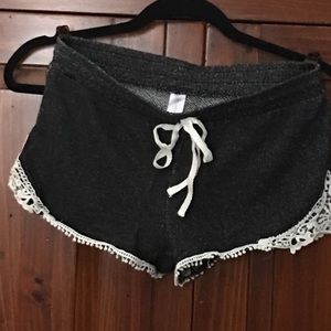 🛍SALE🛍  Juniors Cotton Lace shorts.