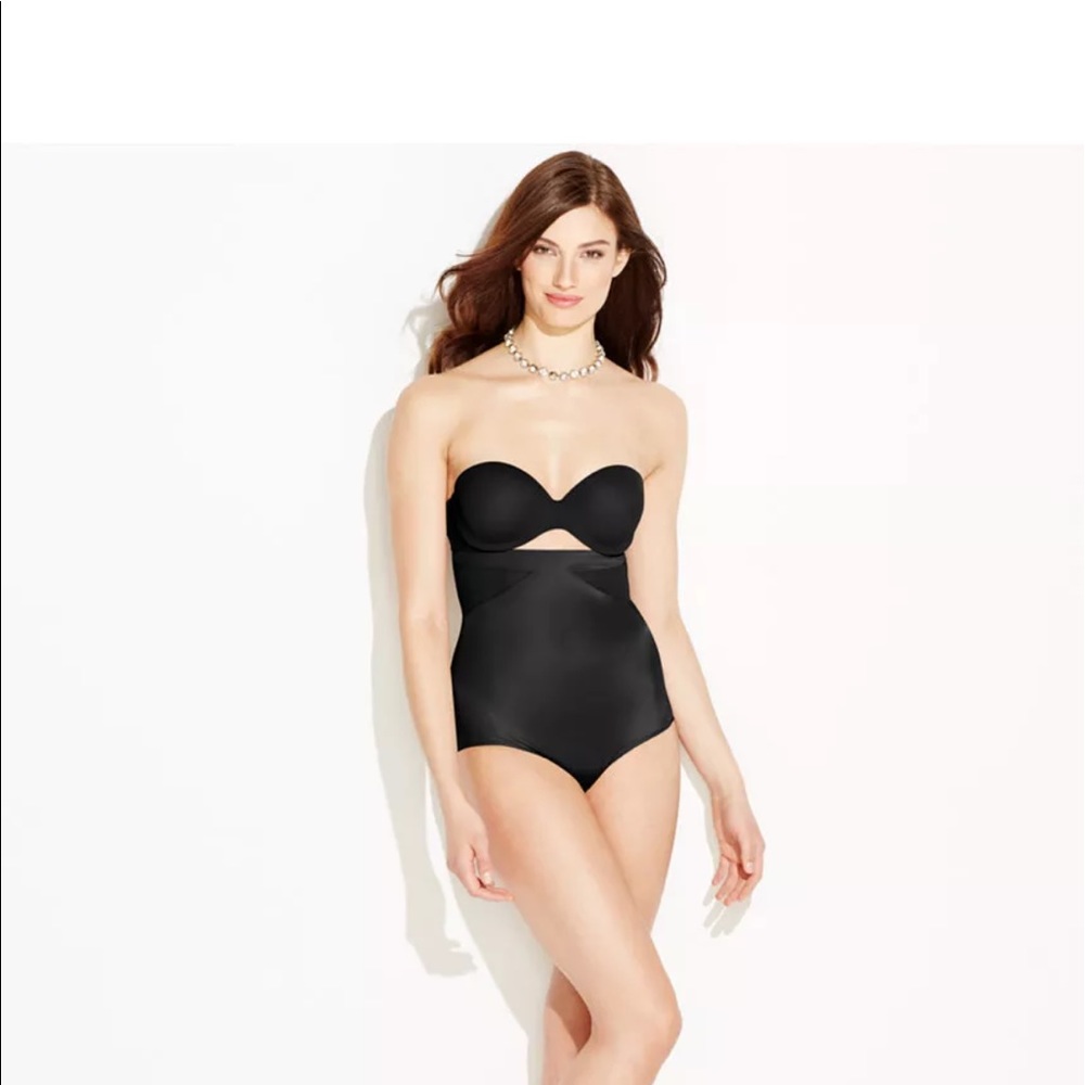 STAR POWER SPANX
BOLD HOLLYWOOD HIGH WAISTED BRIEF