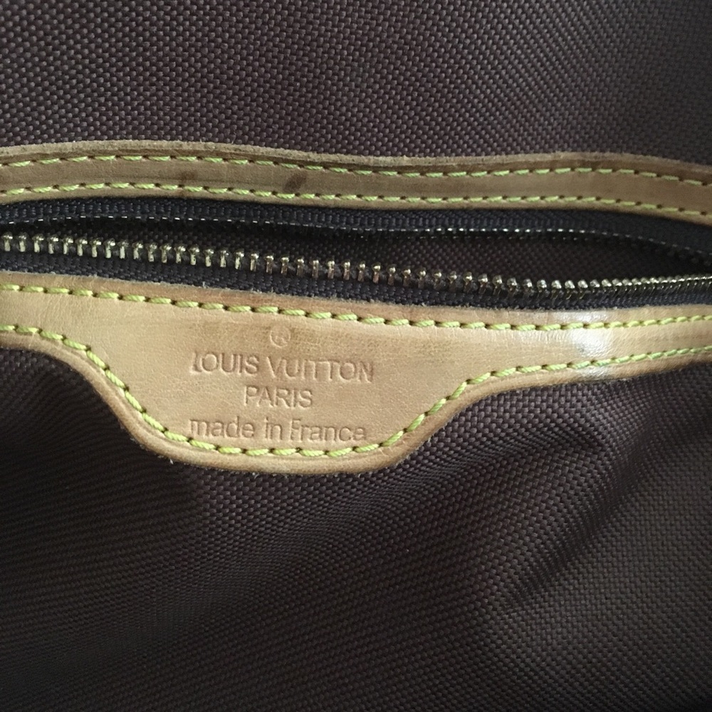 Vintage ( 1994) Louis Vuitton Messenger  Bag . - Picture 4 of 5
