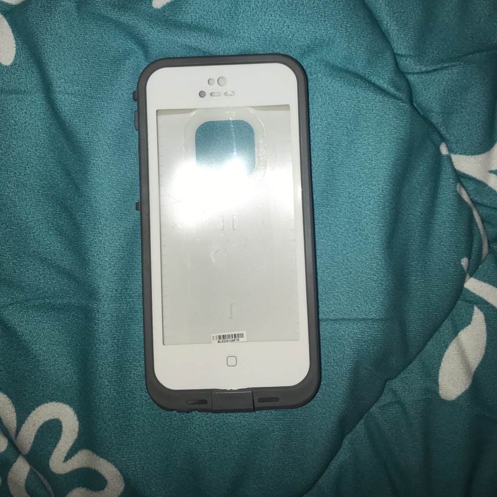 iPhone 5 grey and white lifeproof case