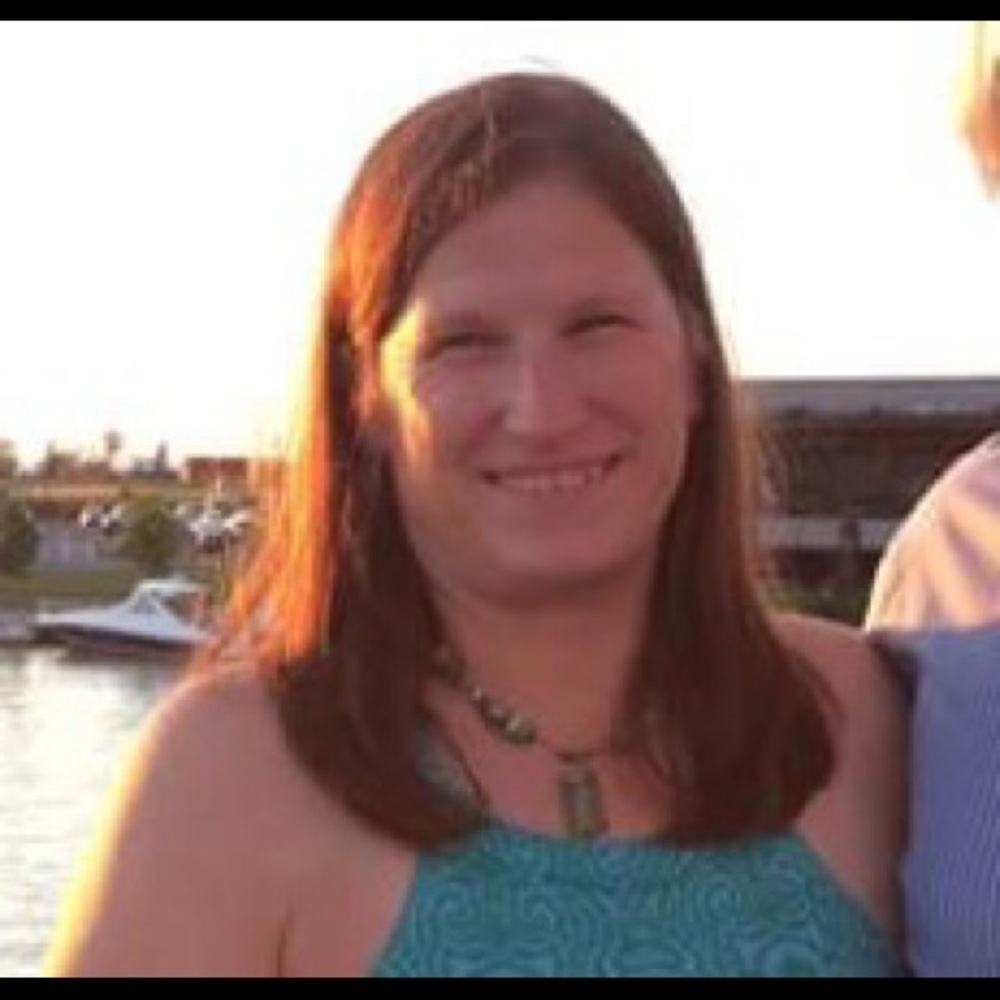 Meet your Posher, Sarah, Poshmark Ambassador