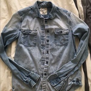 American Eagle denim shirt