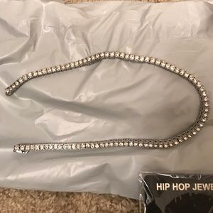 BRANDNEW Never Worn Tennis Necklace