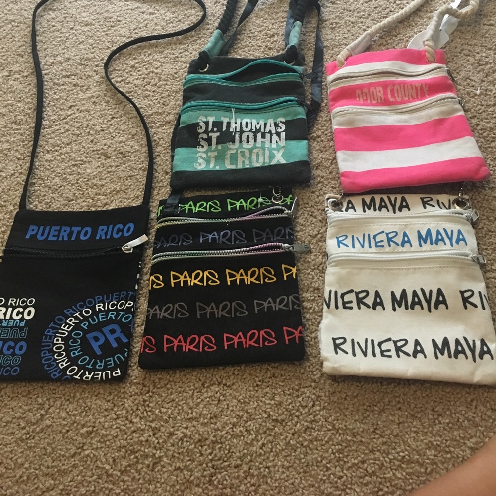 Crossbody purses