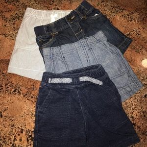 Boy shorts size 18 months