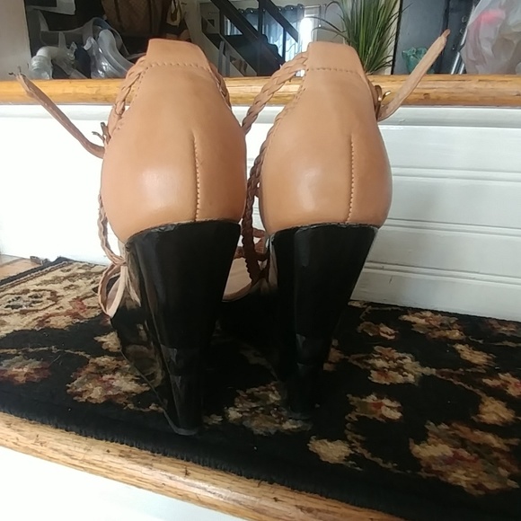 Diane Von Furstenberg Sexy Strappy Wedges - Picture 3 of 4