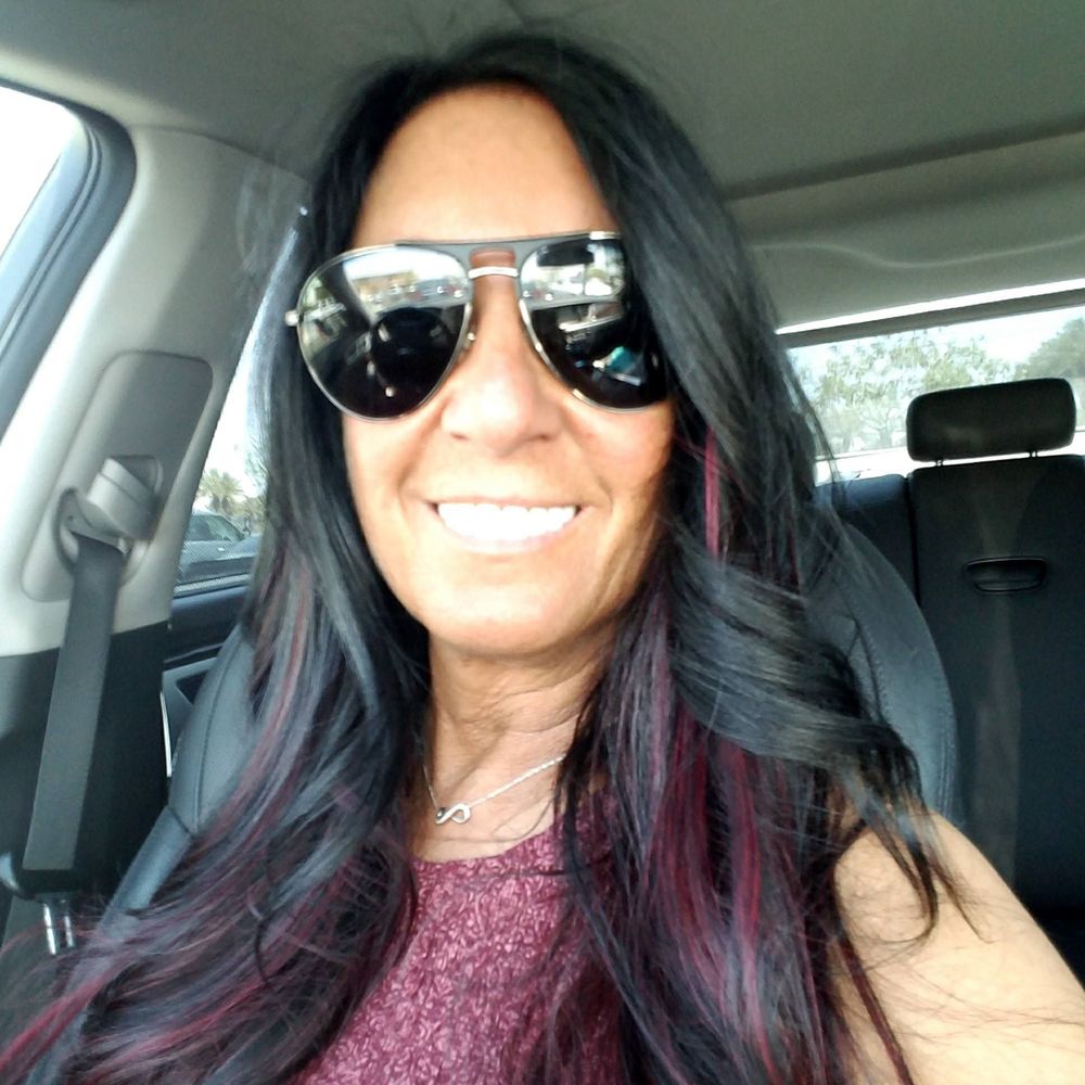 Meet your Posher, Lana