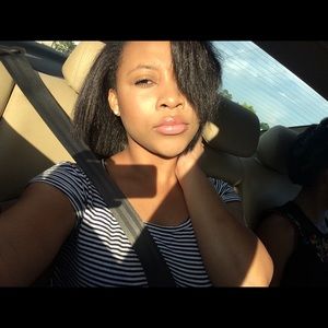 Meet your Posher, Destini